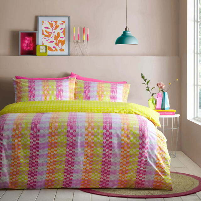 furn. Neola King Size Multicolour Duvet Set - Wilko - image 1