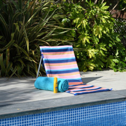 Summerhouse by Navigate Riviera Stripe Foldable Chair with Carry Handle - Size: 57 x 53 x 5cm - Multi - Wilko - thumbnail 3