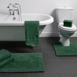 Allure Bath Fashions Luxury Reversible Dark Green Heavyweight Bath Mat 53 x 85cm - Size: 53 x 85 x 1cm - Wilko - thumbnail 3