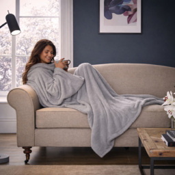 Silentnight Snugsie Sleeved Blanket  - Silver - Wilko - thumbnail 3