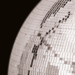 FX Lab Mirror Ball 19 inch - Size: 50 x 50 x 50cm - Silver - FXLAB - Wilko - thumbnail 4