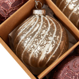 Set of 6 Glass Antique Ballroom Baubles - Wilko - thumbnail 5