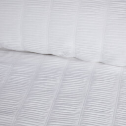 Cassie Crinkle Stripe Textured Duvet Set  Silver/Superking - Size: Super King - Wilko - thumbnail 3
