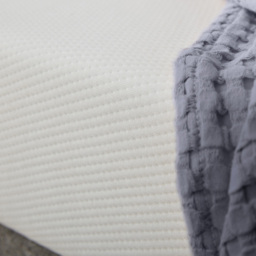 Silentnight Small Double Miratex Foam Mattress - White - Wilko - thumbnail 7