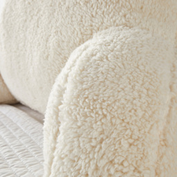 Downland Huggleland Cream Fleece Cuddle Cushion - Size: 59 x 45 x 39cm - Wilko - thumbnail 5