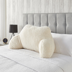 Downland Huggleland Cream Fleece Cuddle Cushion - Size: 59 x 45 x 39cm - Wilko - thumbnail 3