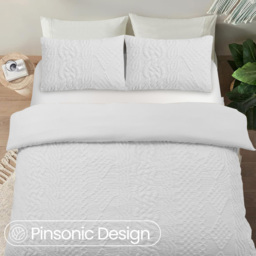 Velosso Super King Size White Quilted Knit Duvet Set - Wilko - thumbnail 3