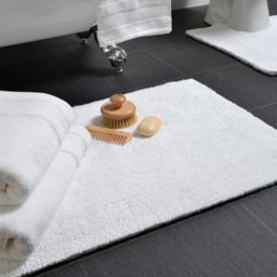Allure Bath Fashions Elegance White Reversible Bath Mat 53 x 85cm - Wilko - thumbnail 6