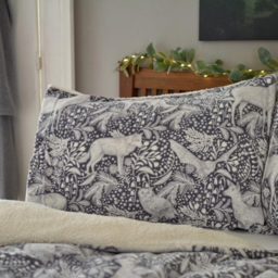 Deyongs Woodland Folk King Size Grey Fleece Duvet Set - Wilko - thumbnail 3