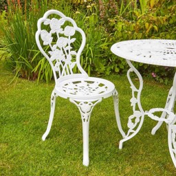 Home Source 2 Seater White Cast Aluminium Rose Patio Bistro Set - Wilko - thumbnail 4