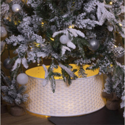 St Helens White Rattan Style Tree Skirt - Size: 61cm - Wilko - thumbnail 3