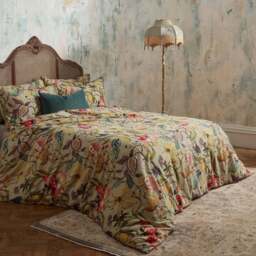 EW by Edinburgh Weavers Morton Floral Double Chintz Cotton Sateen Duvet Cover Set - Brown - Wilko