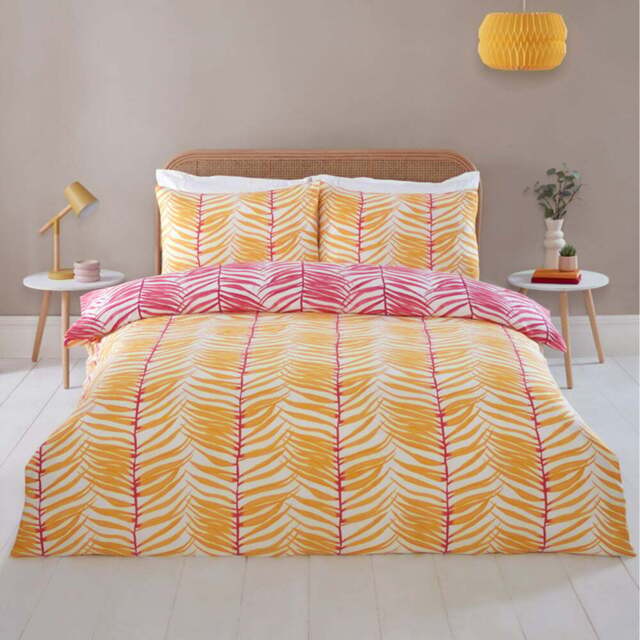 Rapport Home King Size Tropical Trails Polyester Reversible Duvet Cover Set - Yellow - Wilko - image 1