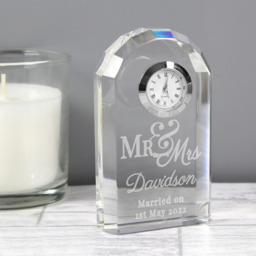 Personalised Memento Personalised Mr & Mrs Crystal Clock - Size: 0.6 x 1 x 0.3cm - Clear - Wilko - thumbnail 3