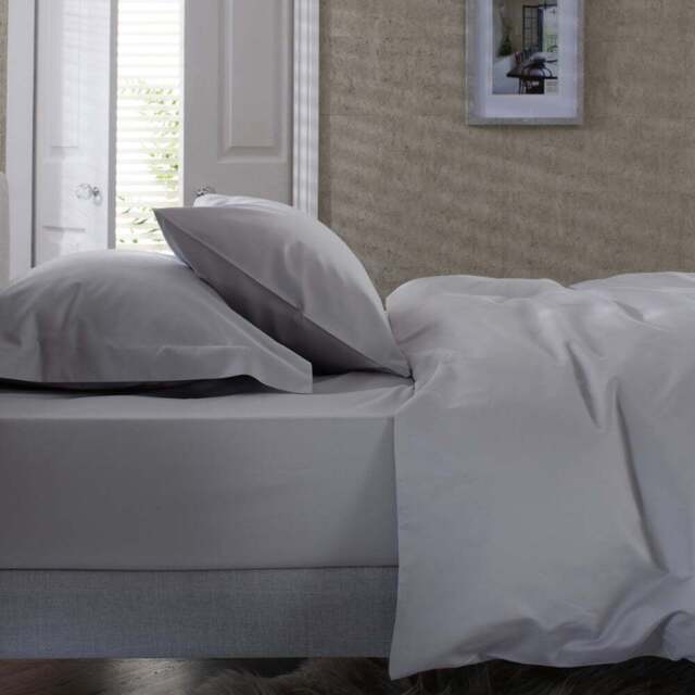 The Lyndon Company Single Platinum Fitted Bed Sheet - Silver - Wilko - image 1
