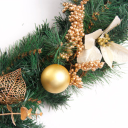 Best Artificial Gold Christmas Garland 370cm - Wilko - thumbnail 6