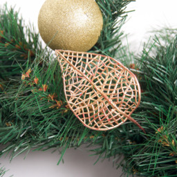 Best Artificial Gold Christmas Garland 370cm - Wilko - thumbnail 5