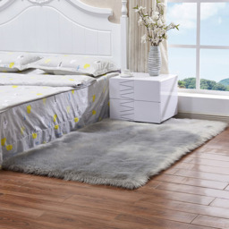 Living and Home Grey Rectangle Soft Shaggy Rug 100 x 180cm - Wilko - thumbnail 4