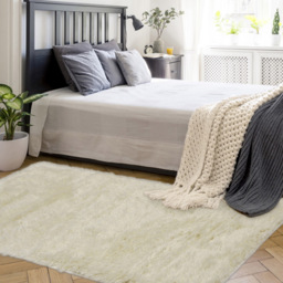 Homemaker Ivory Soft Washable Shaggy Rug 140 x 200cm - Cream - Wilko - thumbnail 3