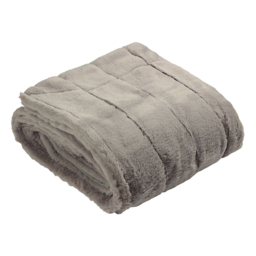 Paoletti Empress Grey Faux Fur Throw 130 x 180cm - Size: 180 x 130cm - Wilko - thumbnail 4