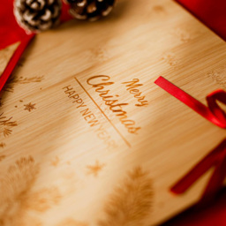 Marco Paul Christmas Bamboo Chopping Board - Size: 25 x 25 x 3cm - Brown - Wilko - thumbnail 4