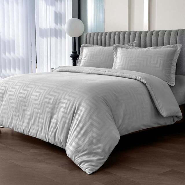 Velosso Larson Double Grey Stripe Duvet Set - Silver - Wilko - image 1