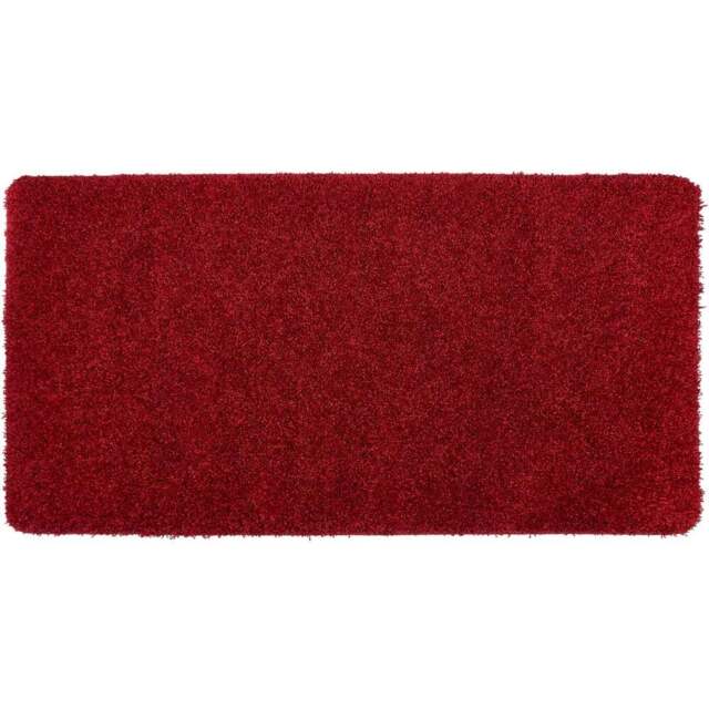 My Rug Red Rug 67 x 150cm - Size: 67 x 150 x 2cm - Wilko - image 1