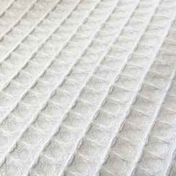Allure Home Fashions Hotel Super King Size Waffle White Throw Blanket 250 x 260cm - Wilko - thumbnail 5