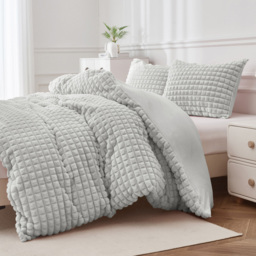 Groundlevel Single Grey Box Super Soft Luxury Faux Fur Duvet - Wilko - thumbnail 3
