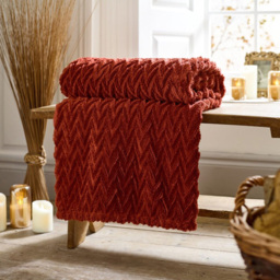 Deyongs Tadcaster Paprika Throw 140 x 180cm - Red - Wilko - thumbnail 3