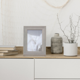 Hawthorn Wooden Photo Frame - Grey/7 x 5in - The Port. Co Gallery - Wilko - thumbnail 3