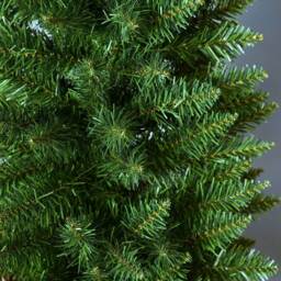 Everglow Green Artificial Christmas Pine Tree with Plastic Stand 4.9ft - Size: 5ft - Wilko - thumbnail 5