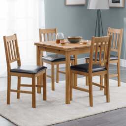 Julian Bowen Coxmoor 4 Seater Oak Extending Table Set - Brown - Wilko