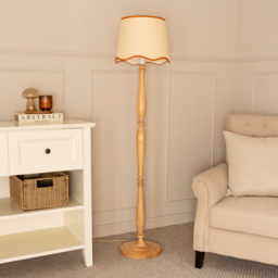 ValueLights Victoria Scallop Rust Edge Shade Light Wood LED Floor Lamp - Cream - Wilko - thumbnail 6
