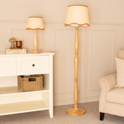 ValueLights Victoria Scallop Rust Edge Shade Light Wood LED Floor Lamp - Cream - Wilko - thumbnail 4