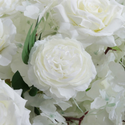 Living and Home White Artificial Cherry Blossom and Rose Garland Row Decoration 100 x 45cm - Size: 4 x 100 x 45cm - Wilko - thumbnail 6