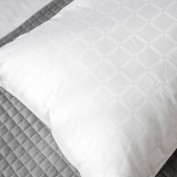 Serene Hotel Filled XL Pillow 50 x 90cm - Size: Single - White - Wilko - thumbnail 4