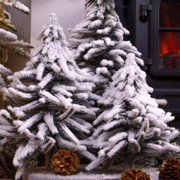 St Helens 47cm Snow Topped Mini Christmas Tree Display - Size: 30 x 30 x 47cm - Multi - Wilko - thumbnail 7