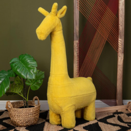 Premier Housewares Giraffe Yellow Animal Chair - Size: 37 x 83 x 122cm - Premier Kids - Wilko