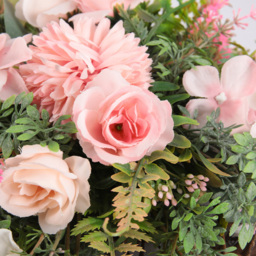 Living and Home Rustic Artificial Assorted Flowers Heart Shape Wreath 30cm - Size: 4 x 30 x 30cm - Multi - Wilko - thumbnail 4