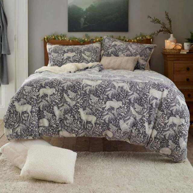 Deyongs Woodland Folk Double Grey Fleece Duvet Set - Wilko - image 1