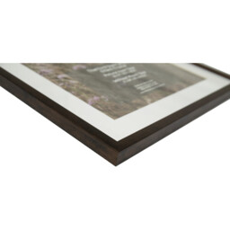 Thetford Dark Wood Effect Frame Brown 17 x 12in - Wilko - thumbnail 4
