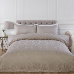 Penelope Jacquard Duvet Set - Champagne/Superking - Size: Super King - Wilko - thumbnail 1