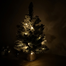Samuel Alexander Warm White LED Pre Lit Miniature Snow Flocked Christmas Tree with Timer 2ft - Green - Wilko - thumbnail 6