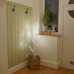 St Helens Cool White 48 LED Birch Tree 4ft - Size: 1200 x 700 x 700cm - Wilko - thumbnail 6