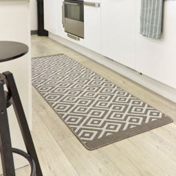 My Mat Stone Geometric Cosy Stain Resistant Runner 67 x 200cm - Size: 65 x 200 x 2cm - Brown - Wilko - thumbnail 3