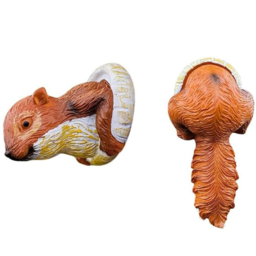 Marco Paul Tree Peeker Squirrel Garden Ornament - Size: 30 x 20 x 10cm - Brown - Wilko