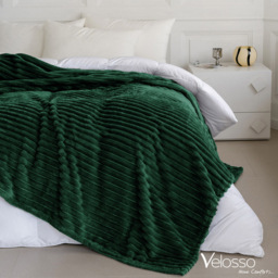 Velosso Bellissima Emerald Plush Throw 305 x 305cm - Size: 305 x 305 x 1cm - Wilko - thumbnail 5