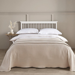 Allure Home Fashions Hotel Super King Size Waffle Taupe Throw Blanket 250 x 260cm - Wilko - thumbnail 3