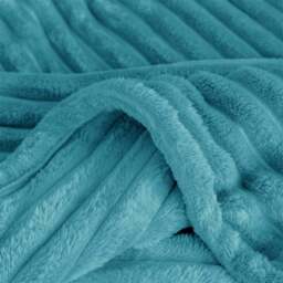 Velosso BellissimaTeal Plush Throw 200 x 240cm - Size: 200 x 240 x 1cm - Wilko - thumbnail 5